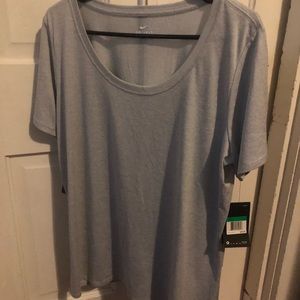 NWT Nike Dri-Fit Women’s Loose Fit T-Shirt Size XL